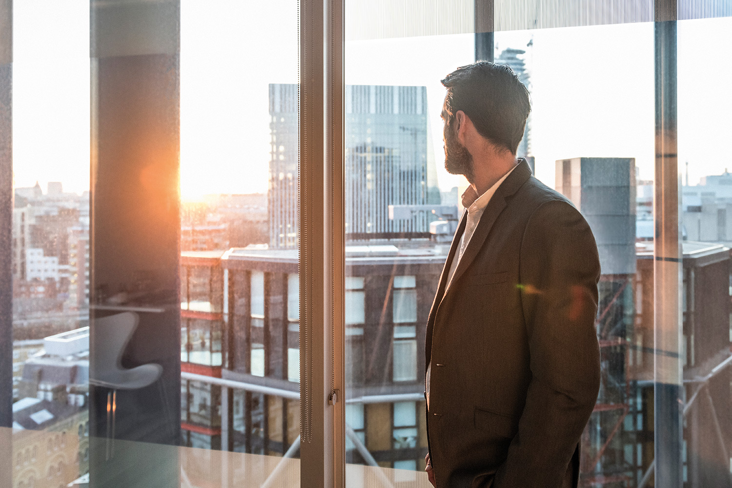 https://www.wealthcap.com/wp-content/uploads/2023/09/blog_future_location_wohnlagen_perspektive_keyvisual_3_2.jpg